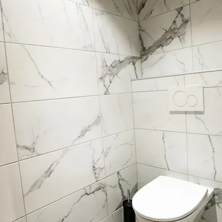 Apartment Neuf 3* Pour 6 Pers., Terrasse, Parking, Proche Centre Et Remontees, - Fr-1-676-192 *